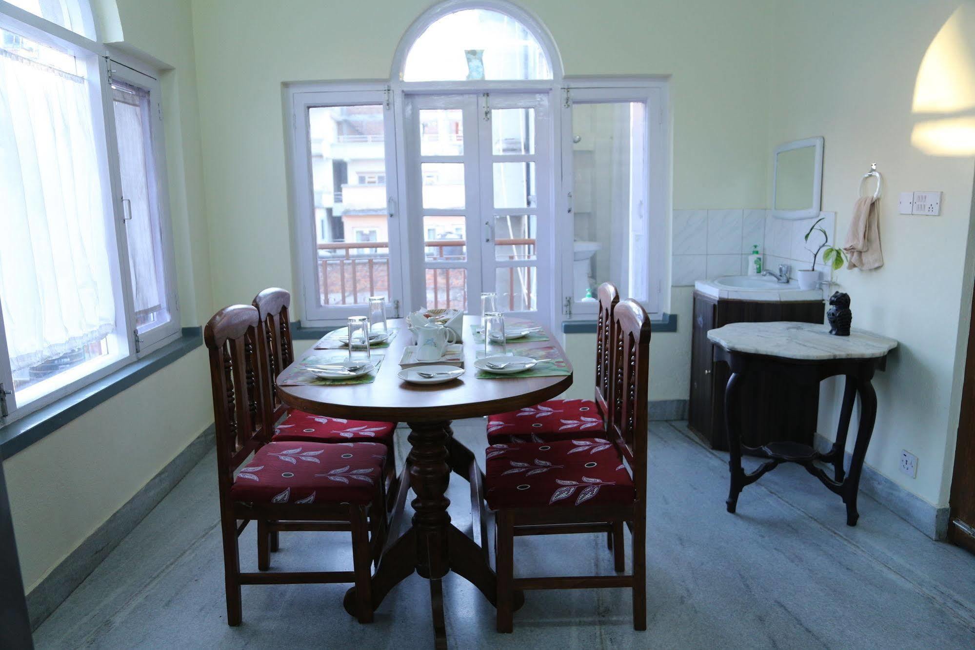 Bed And Breakfast Thamel Katmandu Dış mekan fotoğraf
